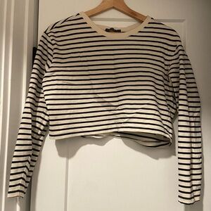 Stradivarius crop top, size XS